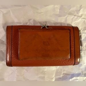 DOONEY & BOURKE Vintage Clutch w Side Change Purse in Brown Leather